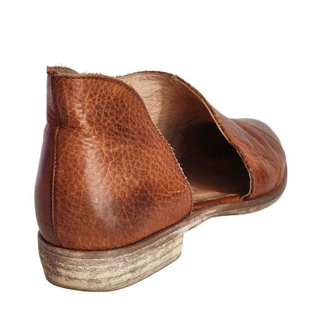 FREE PEOPLE Royale Brown Leather Pointed Toe Flats Size 38 7.5 - Picture 7 of 9